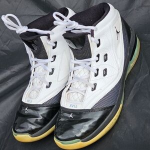 Air Jordan XVI.5 White Black (375387-101) Men's Size 11.5 Basketball Sneakers